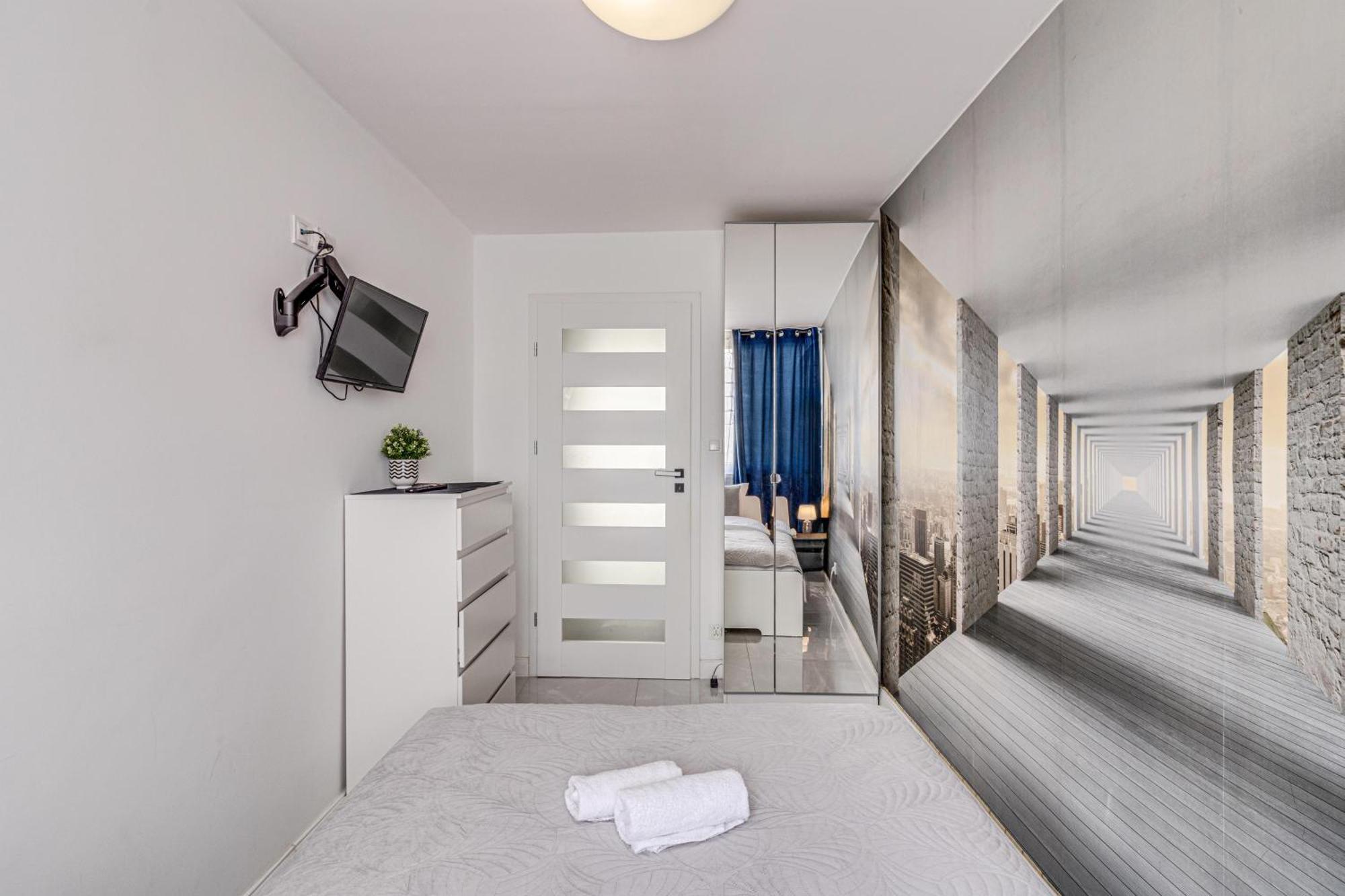 Rentplanet - Apartament Popowicka Apartment วรอตซวาฟ ภายนอก รูปภาพ